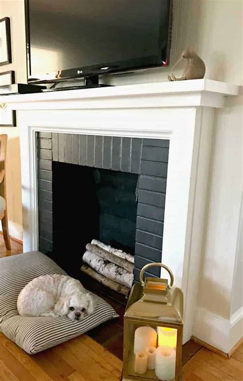 DIY Fireplace Mantel