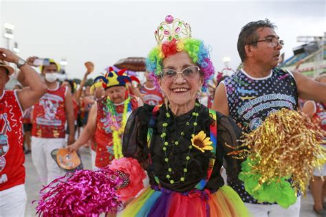 Carnaval Feriad O Tem Mais De Bandas E Blocos De Rua Em Manaus