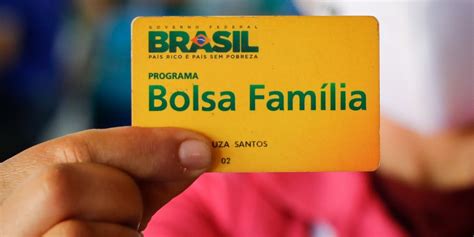 Aumento Do Bolsa Fam Lia Chega Para Milh Es Em Outubro