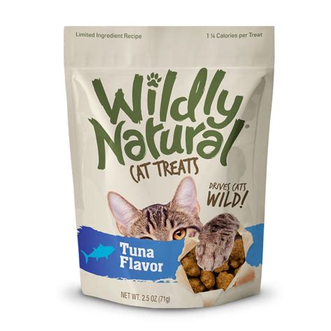 Healthy cat treats from Wildly Natural® – tuna flavor.