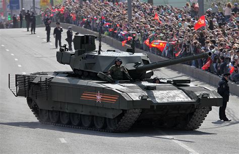 Russia Begins to Market Latest T-14 Armata Main Battle Tank for Export ...