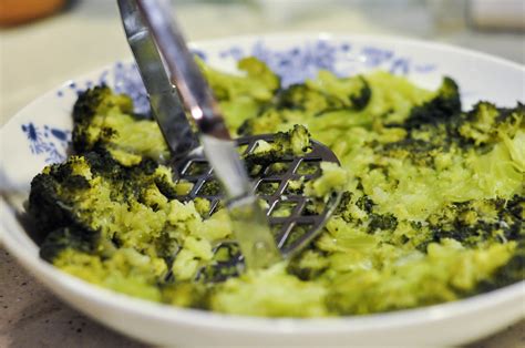 Crispy Broccoli Parmesan Fritters