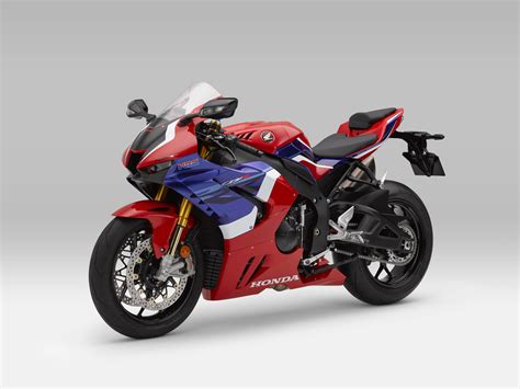 Honda Cbr Rr R Fireblade Sp Guide Total Motorcycle