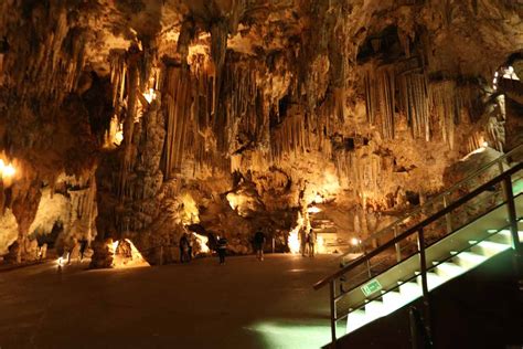 Visiting the Nerja Caves - Mapping Spain