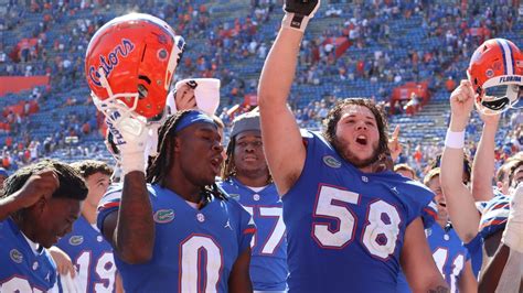 Gators Ot Austin Barber Named To Cfn Midseason Freshman All America