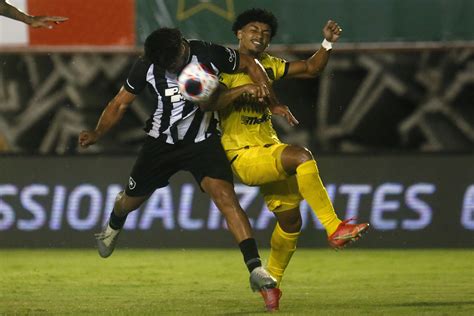 Veja Fotos Do Jogo Entre Botafogo E Madureira Pelo Campeonato Carioca