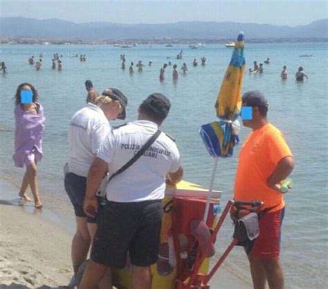 Arriva L Estate A Cagliari Pronti I Controlli In Spiaggia Della