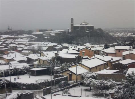 Neve Nel Mantovano Disagi A Castiglione Delle Stiviere Diverse