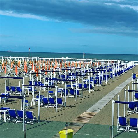 Bagno Elena Viareggio LU Prenotazione Online Spiagge It