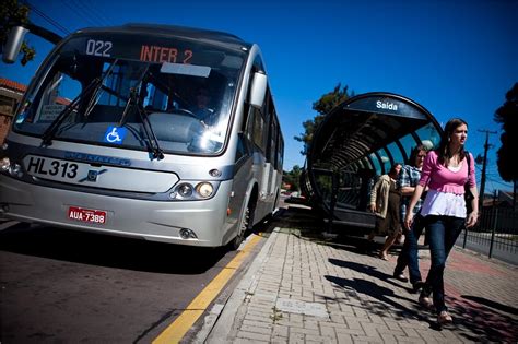 Nibus Urbanos Perdem Dos Passageiros No Pa S Em Meio Crise