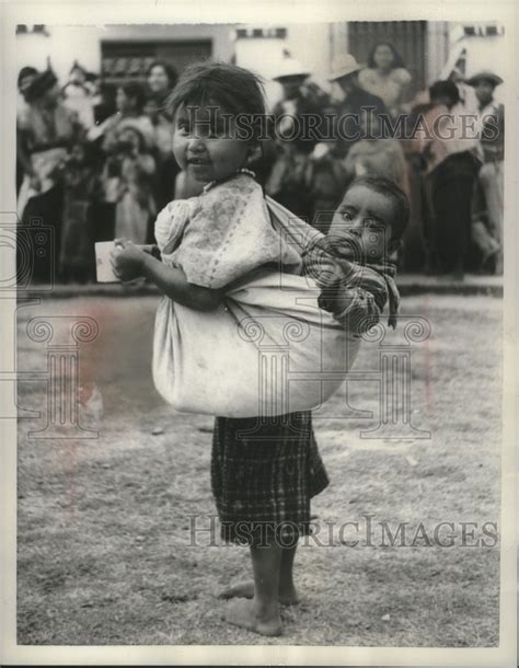 1960 Guatemalan Children Get Their Daily Ration Of Powdered Milk