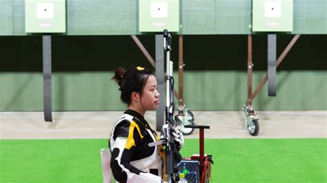 Tokyo Olympics Chinese Shooter Yang Qian Takes First Gold Medal Of Games