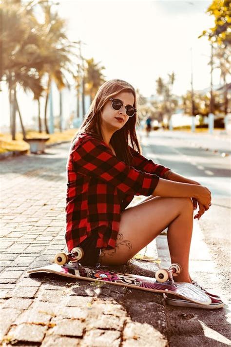The Art Of The Non Nude Model Redefining Beauty In The Fashion Image Fashion
