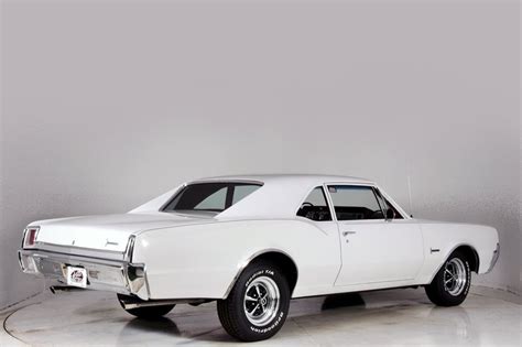 1967 Oldsmobile F85 Volo Museum