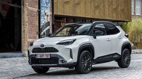 Toyota Yaris Cross La Prova Del Suv Ibrido Che Mancava