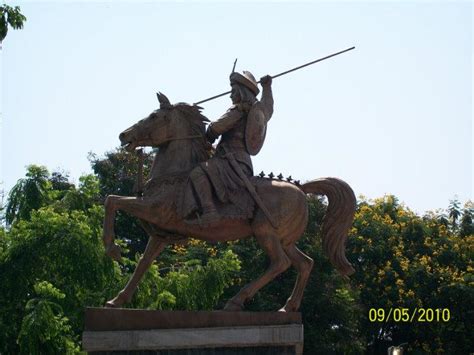 Peshwa Baji Rao Statue - Pune