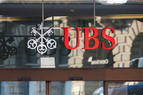 スイスubs、6月から人員減開始 Cs買収後の費用削減で＝報道 ロイター