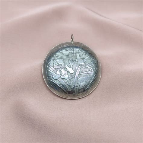 Delicate Art Nouveau Bearded Iris Lily Flower Silver Pillbox Pendant