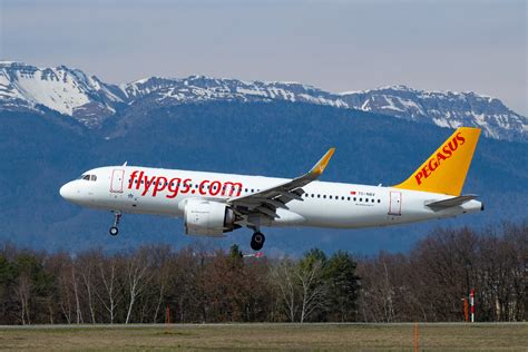 TC NBV AIRBUS TOULOUSE A320 251N A20N C N 8272 PEGASUS A Flickr