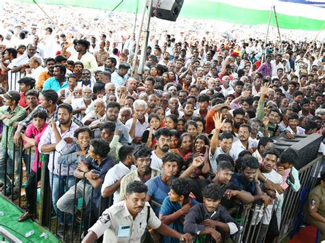 Cm Jagan Convoy Receives Grand Welcome At Chittoor Sakshi