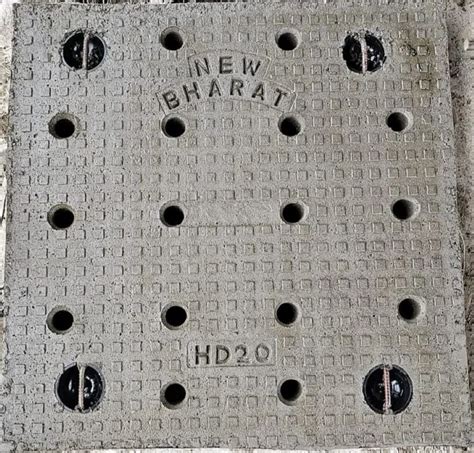 Full Floor Square Rcc Manhole Cover For Construction 900 X 600 Mm