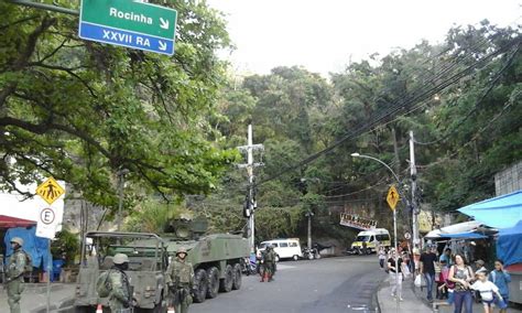 Pelo Segundo Dia Consecutivo Forças Armadas Fazem Operação Na Rocinha