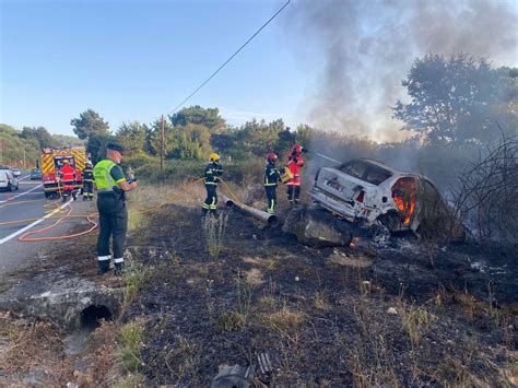 Trasladada Al Hospital De Ourense La Conductora De Un Veh Culo Que Se