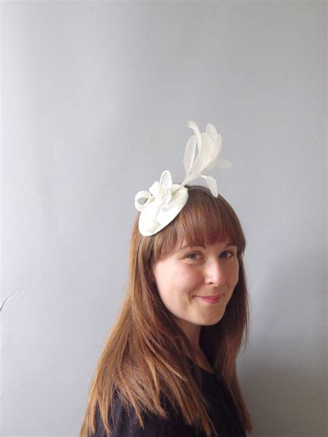 Ivory Fascinator Cocktail Hat Sinamay Straw Head Piece Headband For