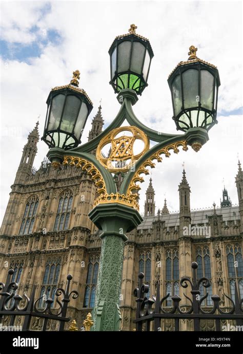 Beautiful Street Lantern On Westminster Bridge Stock Photo Alamy