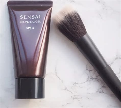 Sensai Bronzing Gel British Beauty Blogger