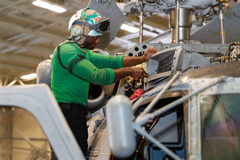 Dvids Images Abraham Lincoln Sailors Conduct Aircraft Maintenance