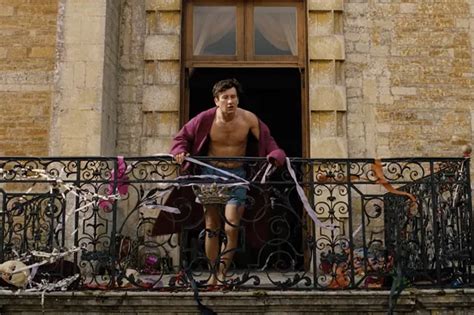 R Rated Saltburn Will Feature Barry Keoghan Dancing In The Nude Irish Star