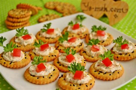 Spicy Cheese Canapes Recipe | YemekNet