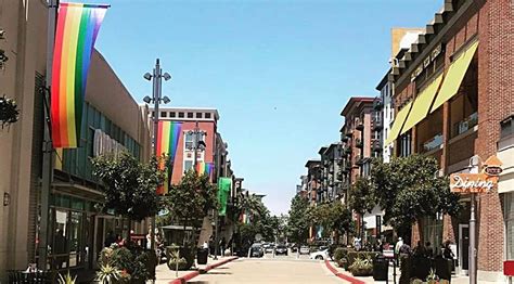 Bay Street Emeryville - Events, Things to Do in Emeryville - Malls ...