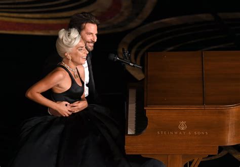 Lady Gaga Bradley Cooper Oscars "Shallow" Performance Photos | POPSUGAR ...