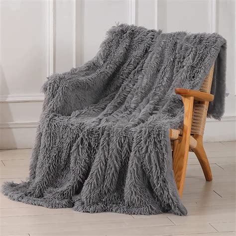 Amazon Tuddrom Decorative Extra Soft Faux Fur Throw Blanket X