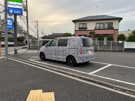 ついに 開発車両をスパイショット ホンダ 新型フリードフルモデルチェンジ 2024年6月発売へ 最新自動車情報