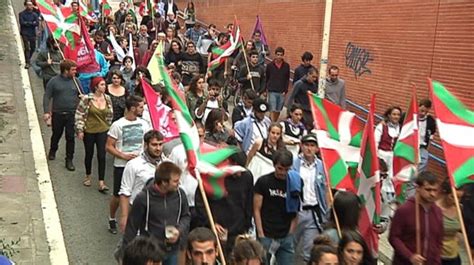 Vídeo Manifestación de Ernai en Vitoria por un nuevo modelo social