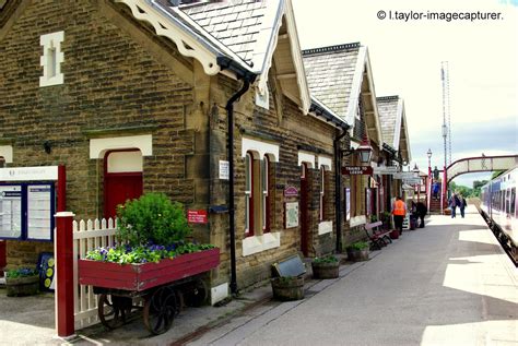 IMAGECAPTURER.: SETTLE - CARLISLE RAILWAY STATION.