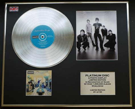 Oasiscd Platinum Disc And Photo Displaylimited Editiondefinitely Maybe