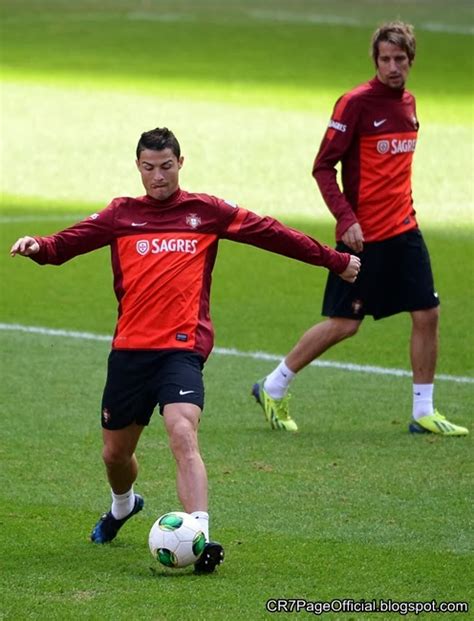 CR7PageOfficial: Cristiano Ronaldo Training Session - 17/11/2013