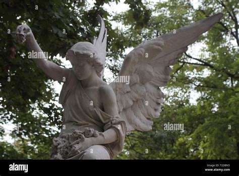 Paris France Pere Lachaise Cimetiere Hi Res Stock Photography And