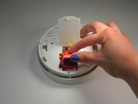 Smoke Detector Battery Replacement - iFixit Repair Guide