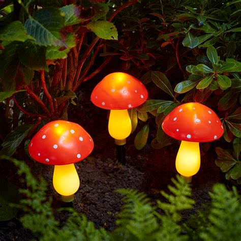 3 Mushroom Solar Stake Lights Uk