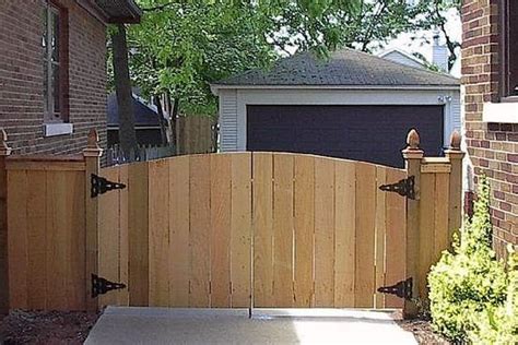 How To Make Your Own Driveway Gates How To Build A Diy Driveway Gate