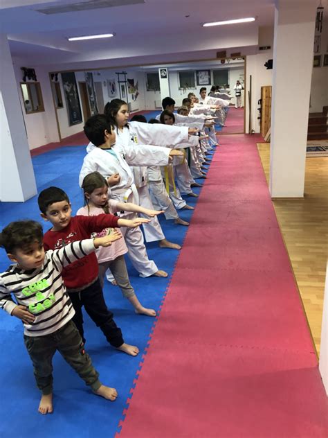 Kinder Training Traditionelles Taekwondo Center Altenhundem