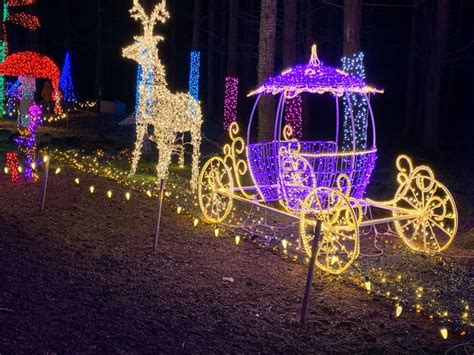 oregon garden resort christmas lights - Dorie Strange