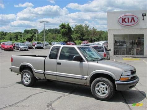 2001 Light Pewter Metallic Chevrolet S10 Ls Extended Cab 4x4 32268999 Photo 13