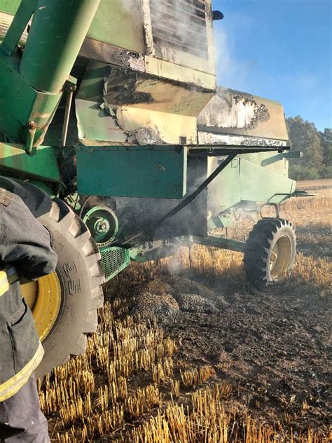 Se Incendi Una Cosechadora Y Se Quemaron Hect Reas De Cebada Lu