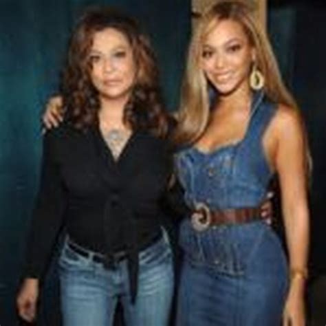 Beyonces Mum Shares Singers Cute Childhood Photo Watch